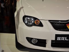 2013款 三厢 1.5L 自动 精致型
