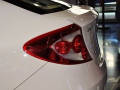2013款 三厢 1.5L 自动 精致型