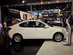2013款 三厢 1.5L 自动 精致型