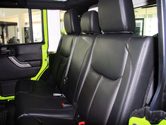 2013款 3.6L 四门摩崖特别版 5座