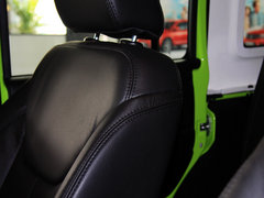 2013款 3.6L 四门摩崖特别版 5座