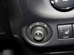 2013款 3.6L 四门摩崖特别版 5座
