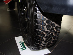 2013款 3.6L 四门摩崖特别版 5座