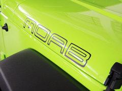 2013款 3.6L 四门摩崖特别版 5座