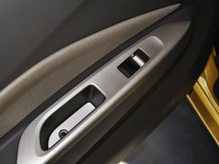2013款 1.6GL-i 自动 型尚天窗版