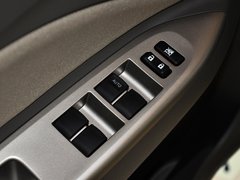 2013款 1.6GL-i 自动 型尚天窗版