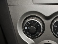 2013款 1.6GL-i 自动 型尚天窗版