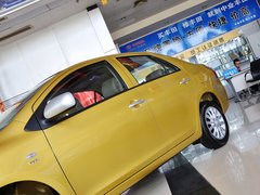 2013款 1.6GL-i 自动 型尚天窗版