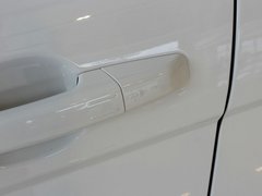 2013款 2.0T 自动 耀真版5门