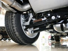 2013款 2.0T 自动 耀真版5门
