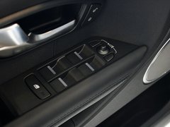 2013款 2.0T 自动 耀真版5门