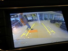 2013款 2.0T 自动 耀真版5门