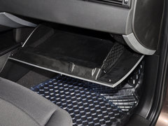 2014款 1.6L 手动 致享型