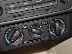 2013款 1.6L 手动 智选型