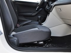 2013款 1.6L 手动 乐选型