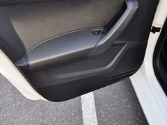 2013款 1.6L 手动 乐选型