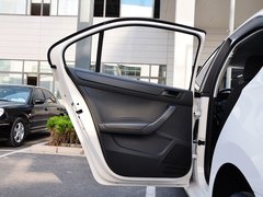 2013款 1.6L 手动 乐选型