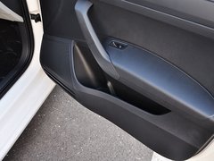 2013款 1.6L 手动 乐选型