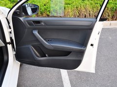 2013款 1.6L 手动 乐选型