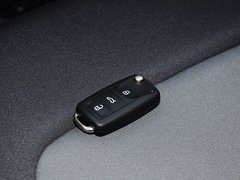 2013款 1.6L 手动 乐选型