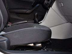 2013款 1.4L 手动 乐选型