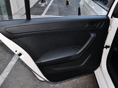 2013款 1.4L 手动 乐选型