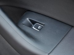 2013款 2.0T 35 TFSI 舒适型 5座