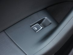 2013款 2.0T 35 TFSI 舒适型 5座