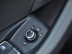 2013款 2.0T 35 TFSI 舒适型 5座