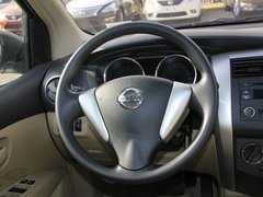 2013款 1.6L CVT 豪华型