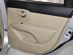 2013款 1.6L CVT 豪华型