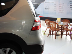 2013款 1.6L CVT 舒适型