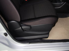 2013款 1.6L CVT 舒适型