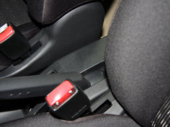 2013款 1.6L CVT 舒适型