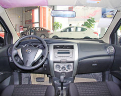 2013款 1.6L CVT 舒适型