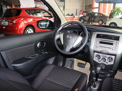2013款 1.6L CVT 舒适型