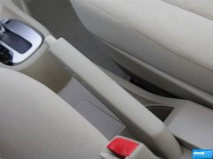 2013款 1.6L CVT 舒适型