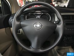 2013款 1.6L CVT 舒适型
