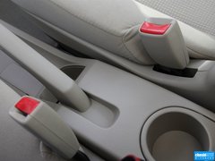 2013款 1.6L CVT 舒适型