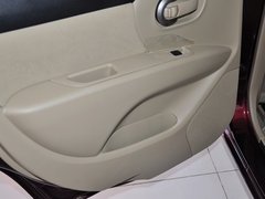 2013款 1.6L 手动 舒适型