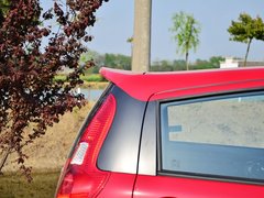 2013款 1.0L 手动 国际版导航型
