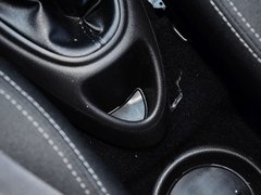 2013款 1.0L 手动 国际版导航型