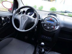 2013款 1.0L 手动 国际版导航型