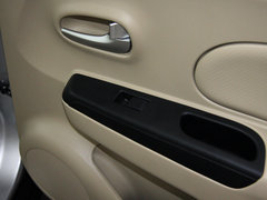 2013款 1.6L 手动 时尚版