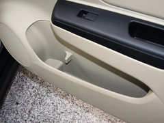 2013款 1.6L 手动 时尚版