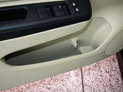 2013款 1.6L 手动 时尚版
