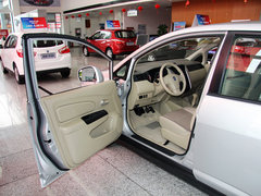 2013款 1.6L 手动 时尚版