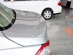 2013款 1.6L 手动 时尚版
