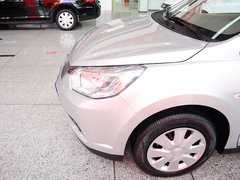 2013款 1.6L 手动 时尚版