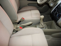 2013款 1.6L 手动 时尚版